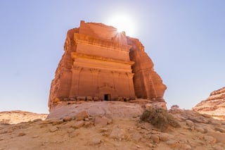 Malta and Saudi Arabia flags crossed